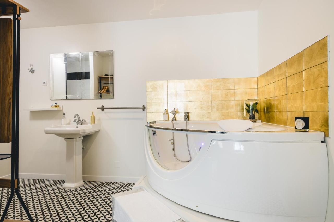 אביניון Les Precieuses Suites & Spa I מראה חיצוני תמונה